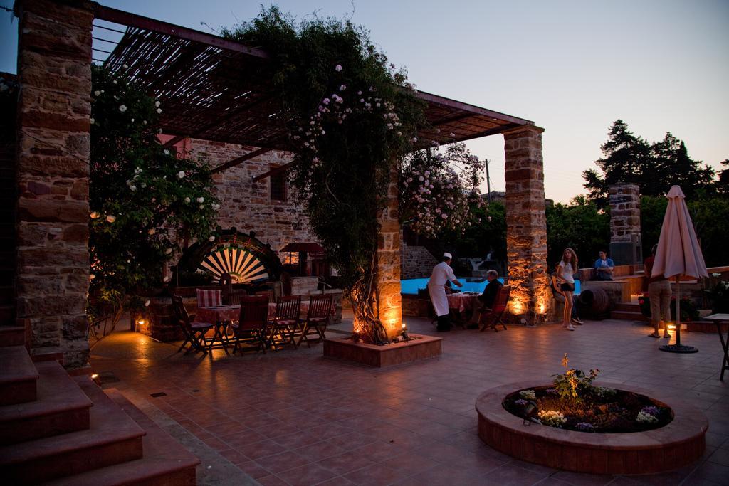 Mouzaliko Guesthouse Mansion Kampochora  Exterior foto